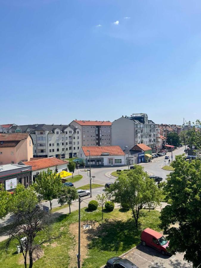 Penny Stan Na Dan Lägenhet Bijeljina Exteriör bild